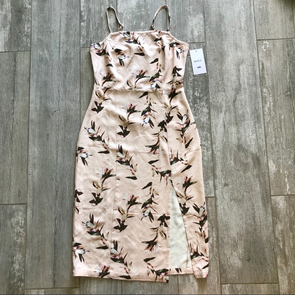 🔥🔥RVCA - THAT FLORAL DRESS🔥🔥 - Picture 6 of 8